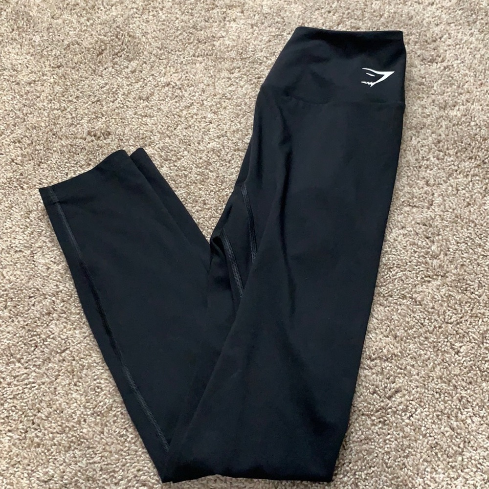 Black Gymshark leggings
